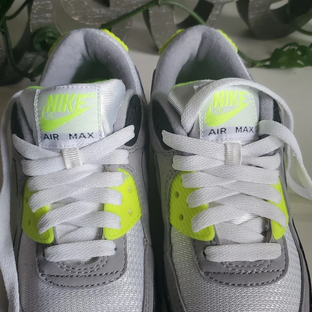 Nike Air Max White and Neon Yellow Sneakers - Picture 4 of 8